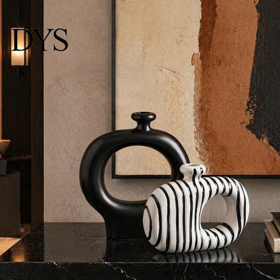 Artistic Hollow Rope Vase Minimalist Resin Flower Vase, Circle Art Modern Floral Dried Arrangement Holder for Home Living Room Bedroom Table Ornament