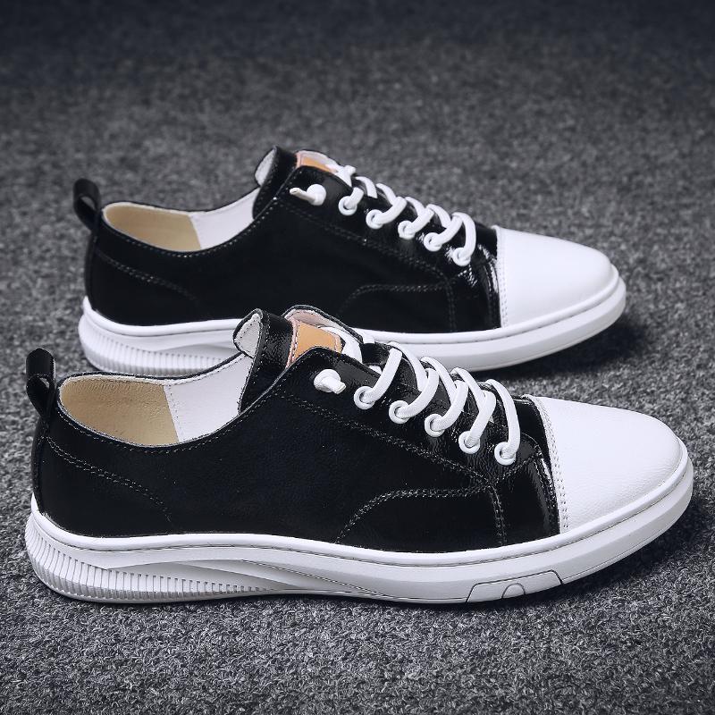 Fashion Fashionable Men's Lace-Up Casual Shoe Comfortable Lightweight Breathable Daily Walking Shoe Anti-Slip  Wear-Resistant Flat Shoes