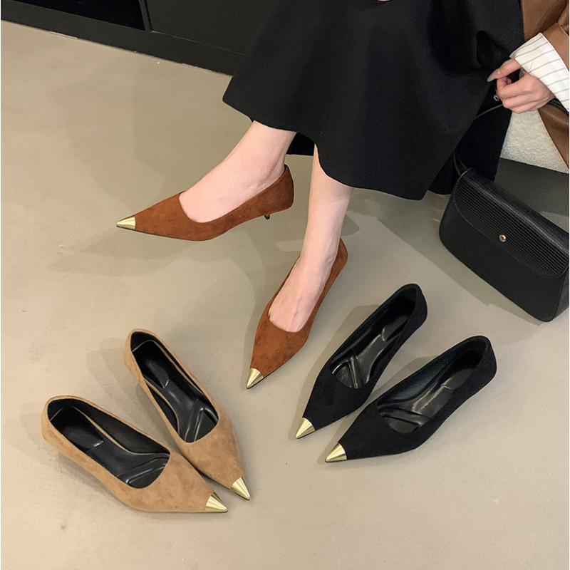 

Весна новый темперамент котенок каблук острый носок светлый рот тонкий высокий каблук одинарная обувь низкий каблук тонкая женская обувь 35 чёрный