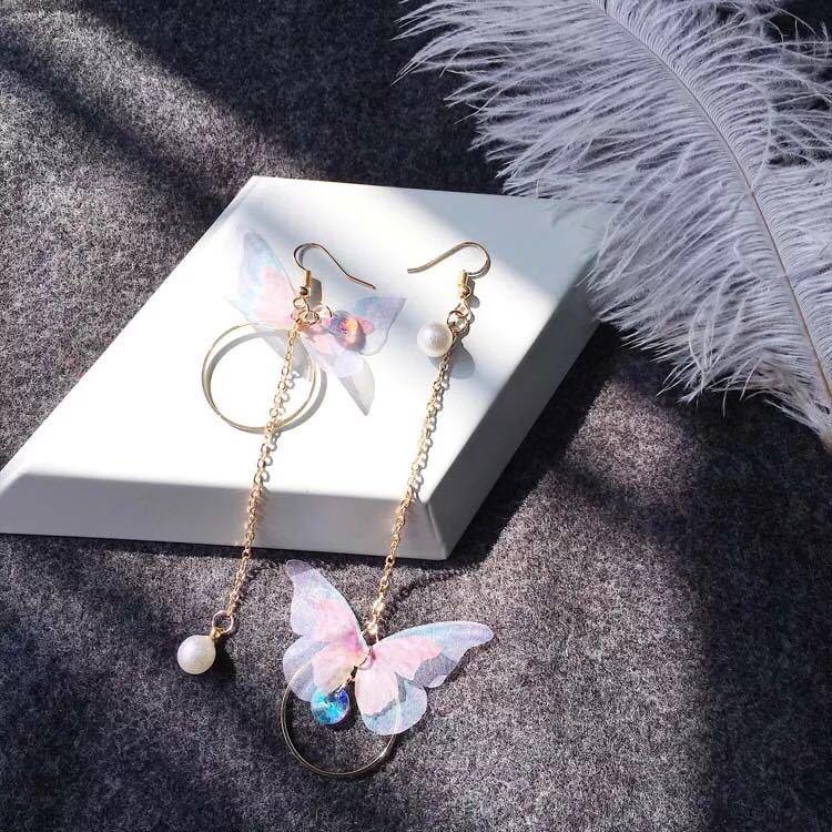 

Korean Temperament Long Tassel Butterfly Drop Earrings Elegant Pearl Crystal Hanging Women s Earrings Fashion Jewelry Party Gift