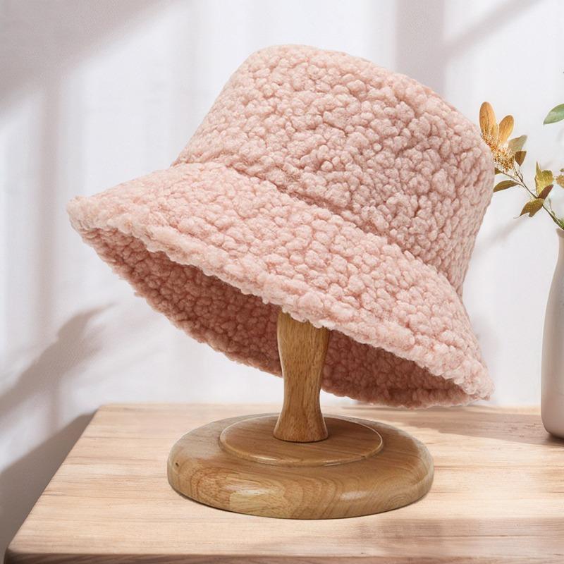 Autumn and winter new thermal hat literary retro letter sticker bucket hat fashionable and simple versatile basin hat tide