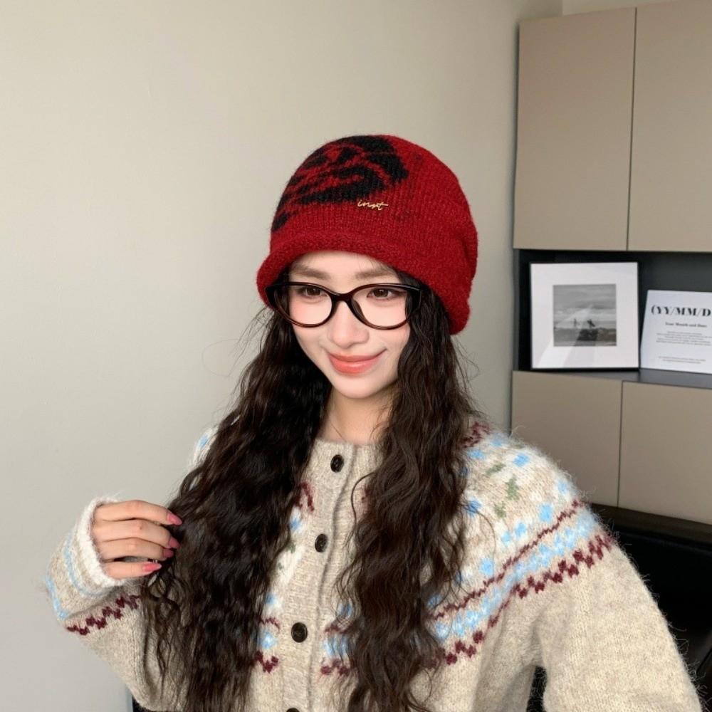 Face Slimming Slouchy Floral Beanie Hat Stretch Fit Women Thick Beanie Hat  For Women