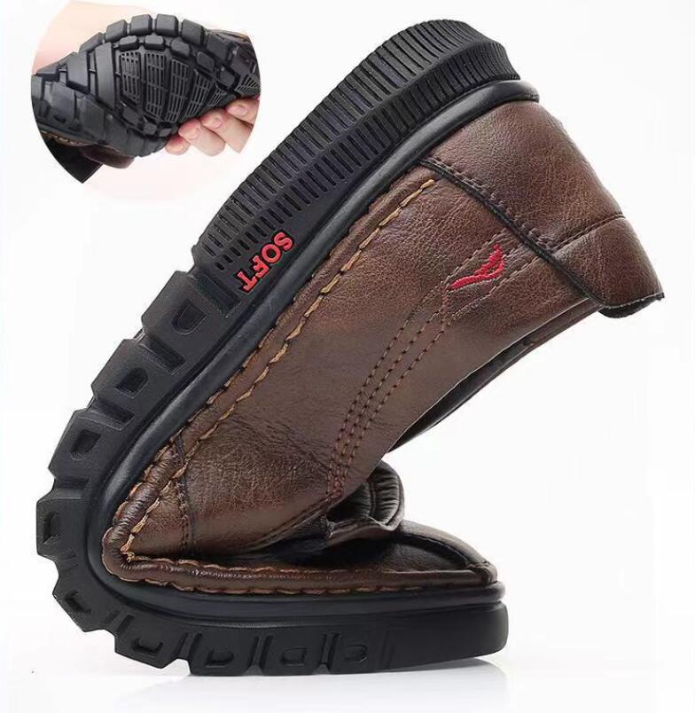 2025 New Men Leather Shoes Soft Sole Casual Shoes Comfortable Business Flats Man Lightweight Work Shoes Slip-on Driving Shoe
