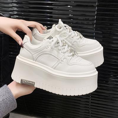 Platform witte schoenen dames vroeg voorjaar nieuwe veelzijdige sport- en vrijetijdsschoenen verhogende veterschoenen dames