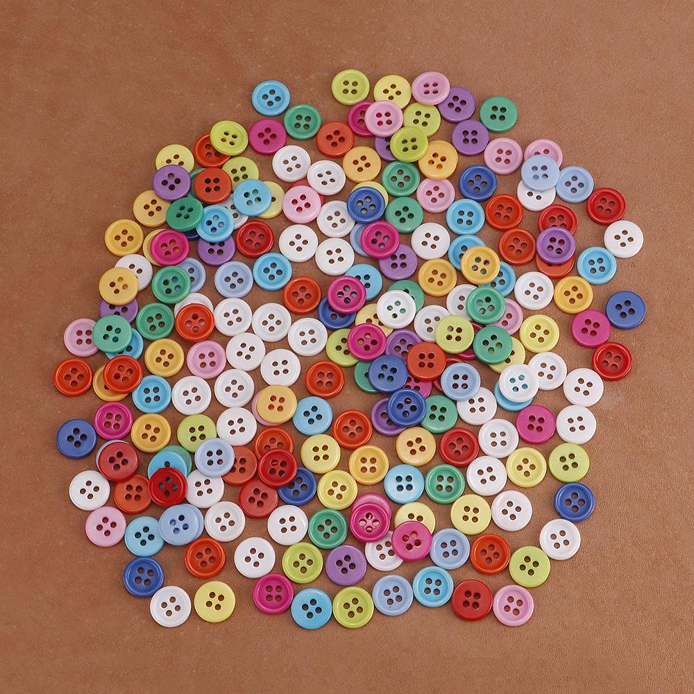200Pcs Round Buttons Mixed Color Set For Crafts Sewing Diy Manual Button Painting Diy Handmade Ornament Buttons 9/11Mm - 4 Holes