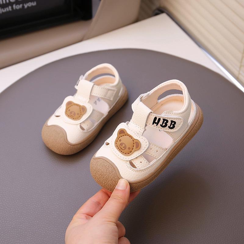 Baotou anti-kick baby sandals 2025 summer new soft-soled non-slip baby toddler shoes Korean version of boys beach shoes
