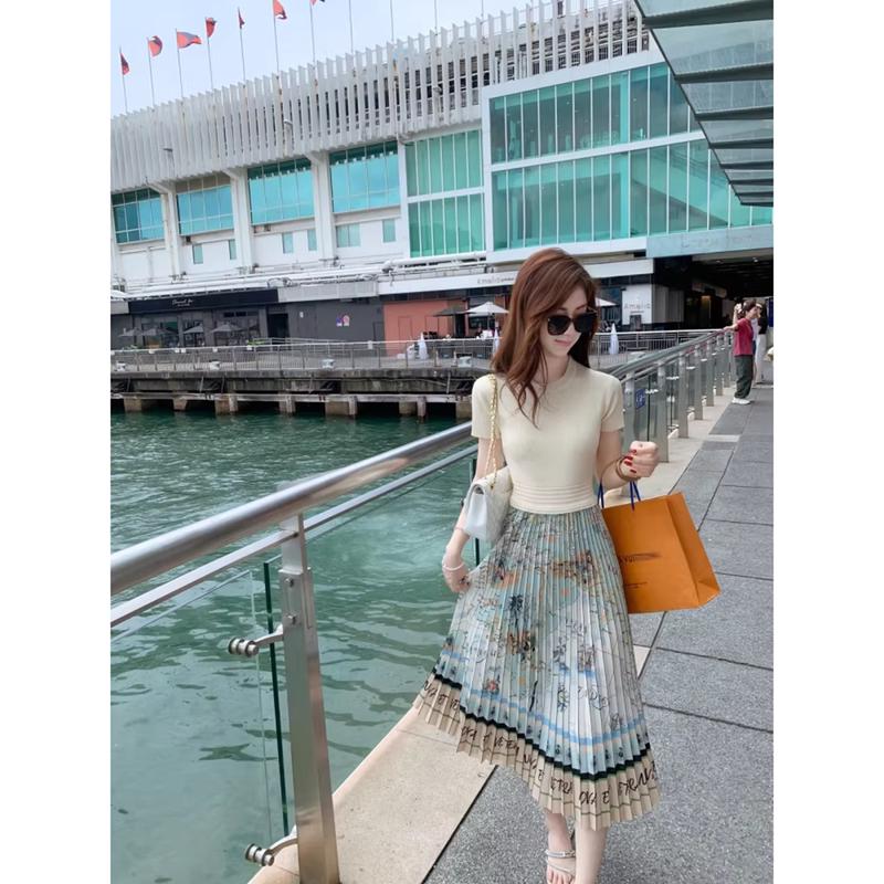 Элегантное вязаное плиссированное платье в новом китайском стиле S