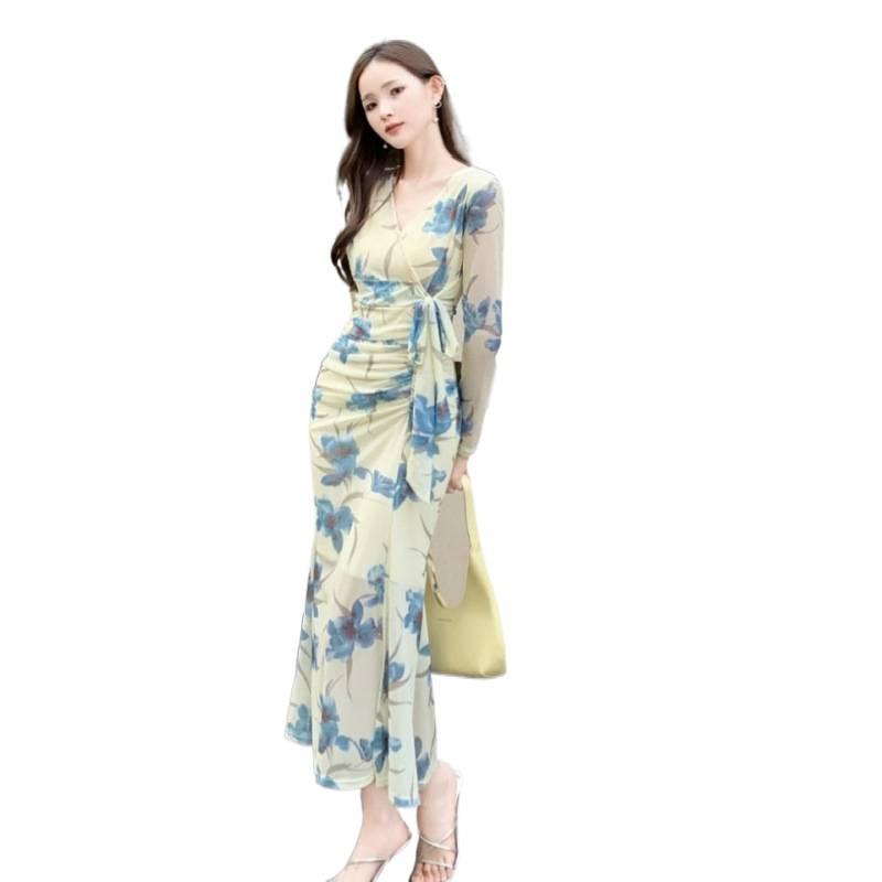 Elegantes V-Ausschnitt Netzkleid mit Print: Hohe Taille, Schlankmachender Falten-Schlitz, Langarm Bodycon Rock