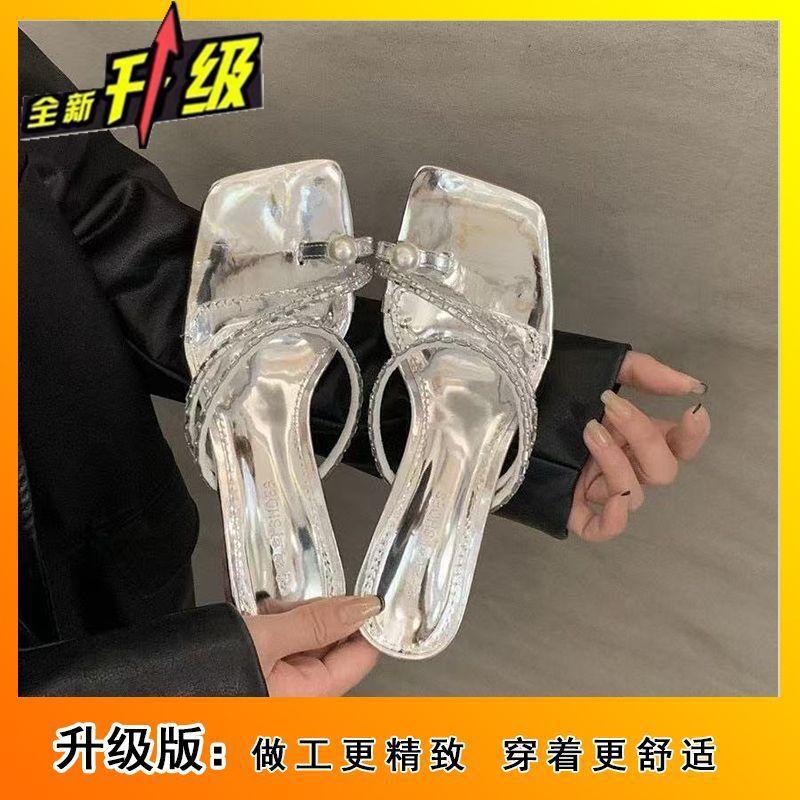 

Versatile niche temperament French fashion rhinestone cover toe fairy sandals female 2025 summer new square head slippers female 40