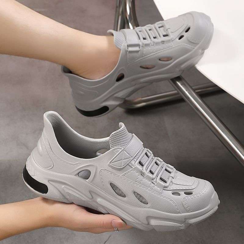 Driving hole shoes men's 2025 new summer non-slip deodorant beach slippers driver-specific sandals men's outer wear