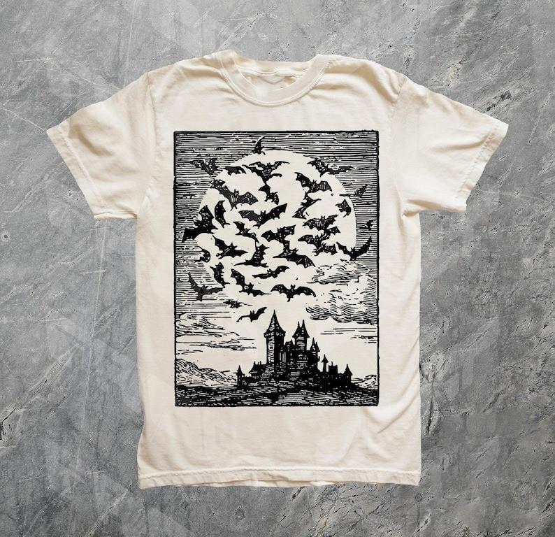 

90s Medieval Bats Graphic Vintage Retro Tee Emo Goth Shirt Witch Dark Art Unisex T-Shirt L