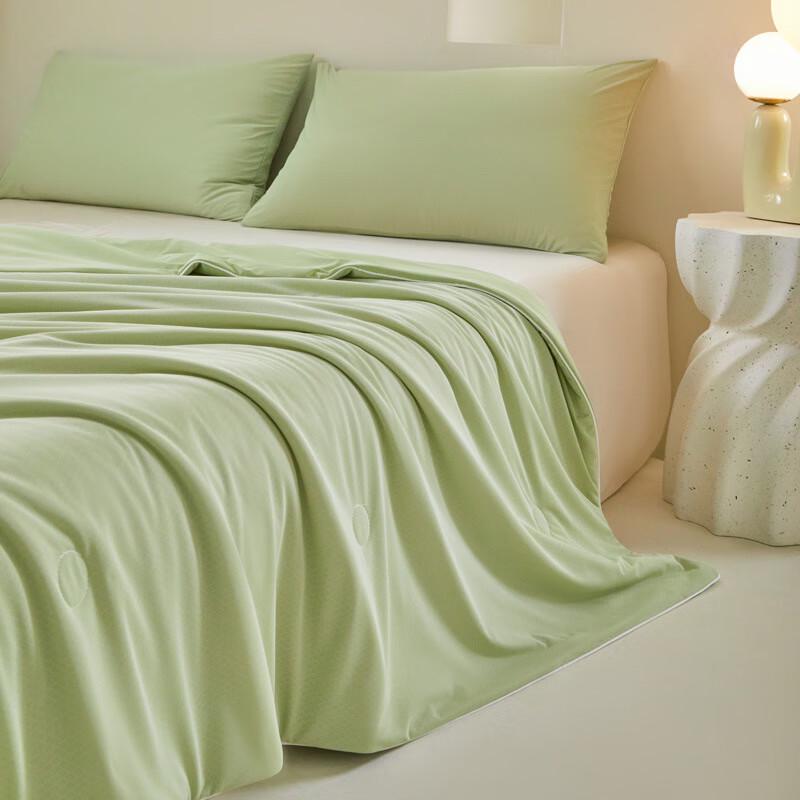 Ailanhui Jia Cooling Ice Silk Summer Quilt 150x200cm