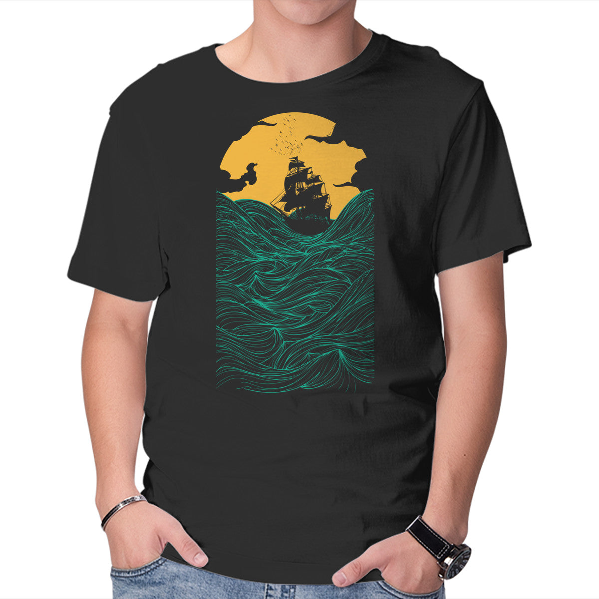 Unisex Crew Neck T-Shirt High Seas Graphic Short Sleeve Casual Tee S