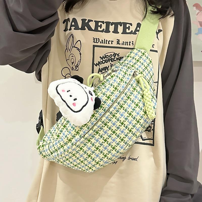 Wind soft shoulder bag plaid women's simple and versatile small breast bag girl student messenger bag