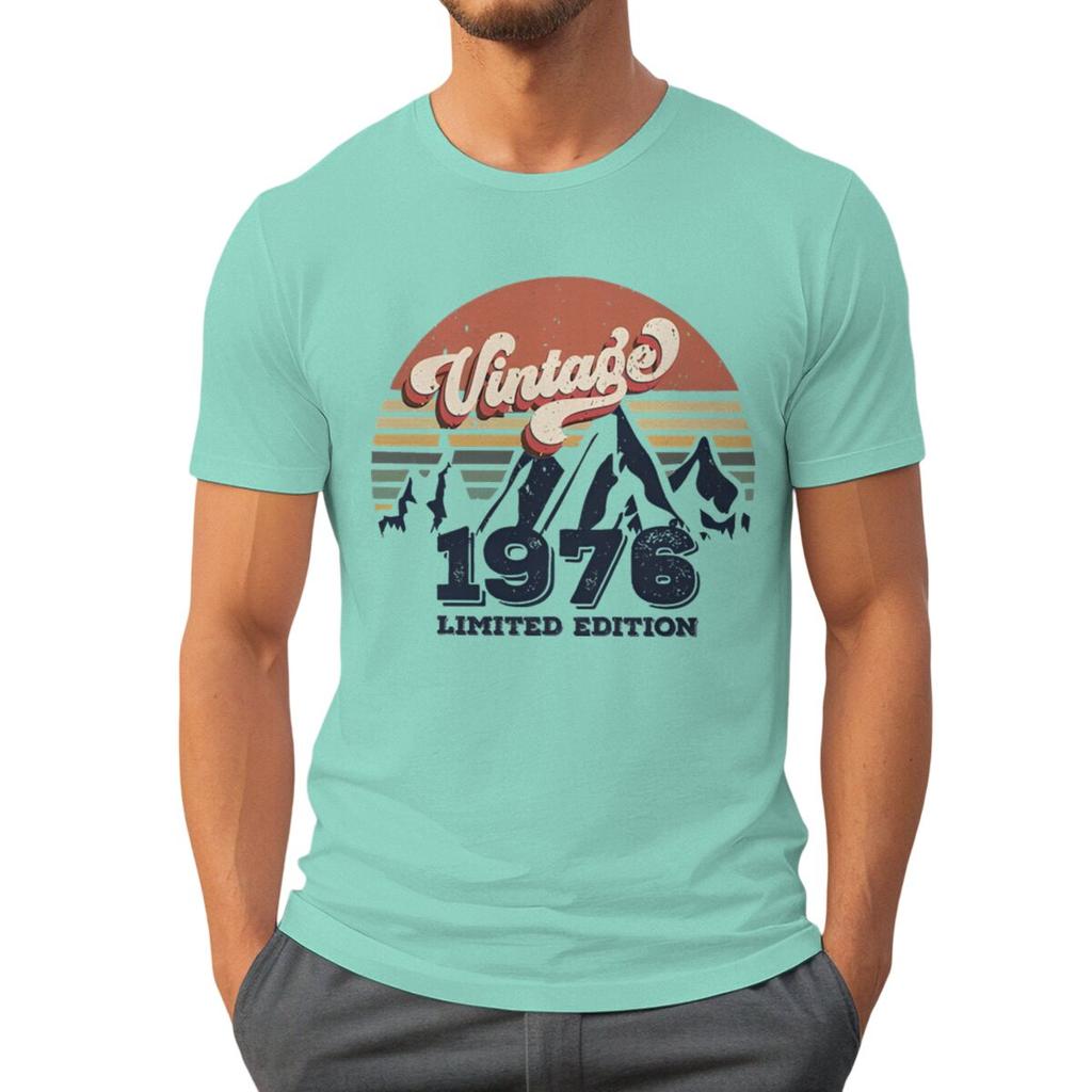 Fashion Men's T-Shirt Vintage 1976 50 Years of Being Awesome Graphic Tee Fashion 50th Birthday Gift Women Tops