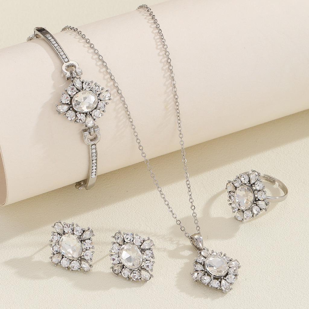 European and American minimalist fashion geometric zirconia-studded ring, earrings, bracelet, pendant, necklace, collarbone chain jewelry set