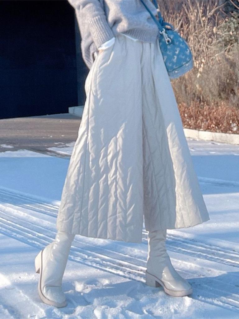 Women's Winter Warm Fleece Pants with Relaxed Fit for Casual