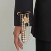 Stylowa broszka z sztucznych pereł Lekka Delikatny łańcuszek z frędzlami Broszka Elegancka Modna Pin do klapy Codzienne dopasowanie