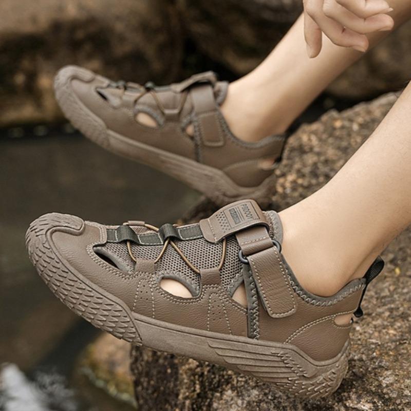 Sandals for Men Fashion Casual Sport Sandalias Summer Breathable Hollow Out Mesh Sandals Outdoor Anti-slip Beach Sandals for Men