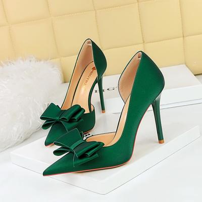 Moda de mujer Dulce Tacones altos Tacones delgados Boca baja Puntiagudo Lado hueco Pajarita Zapatos individuales