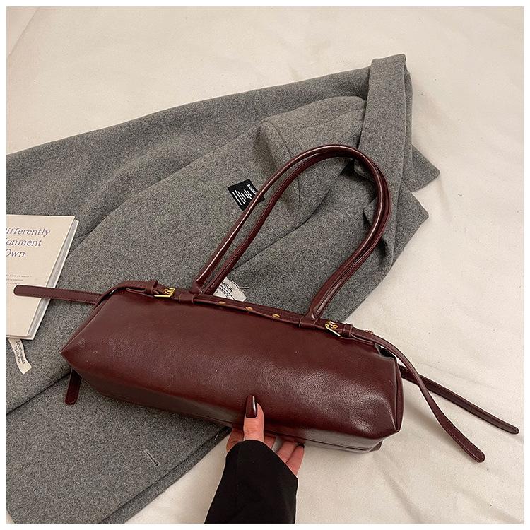 

Нишевая ретро сумка-багет женская новая модная ручная сумка подмышку высококлассная повседневная сумка на плечо