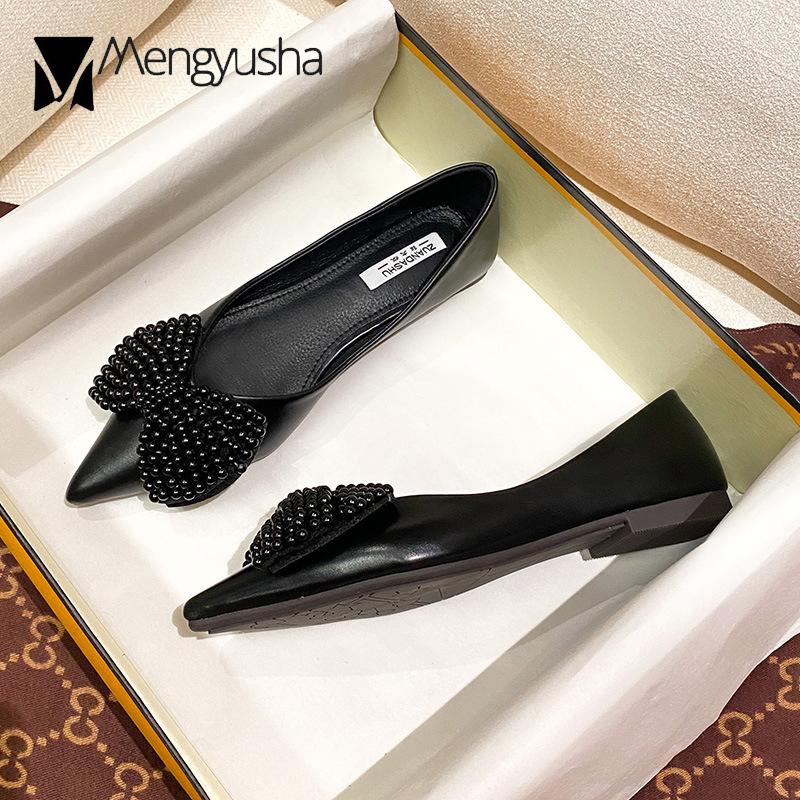 Мода 2024 Туфли-стринги с бусинами и бантом Женские балетки на мягкой подошве Кожаные — фото 4