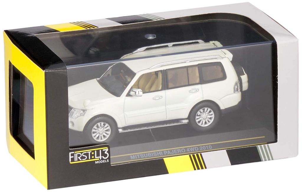 First43 Mitsubishi Pajero 4WD 2010 Branco Pérola Modelo em Escala F43075 1/43