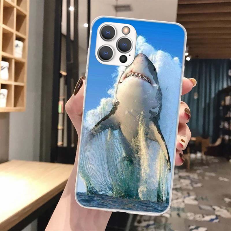 Ocean Monster Shark Swimming Soft Phone Case For iPhone 16 15 14 13 12 11 Pro Max X XR XS 7 Plus 8 + SE 2020 Pattern Customized