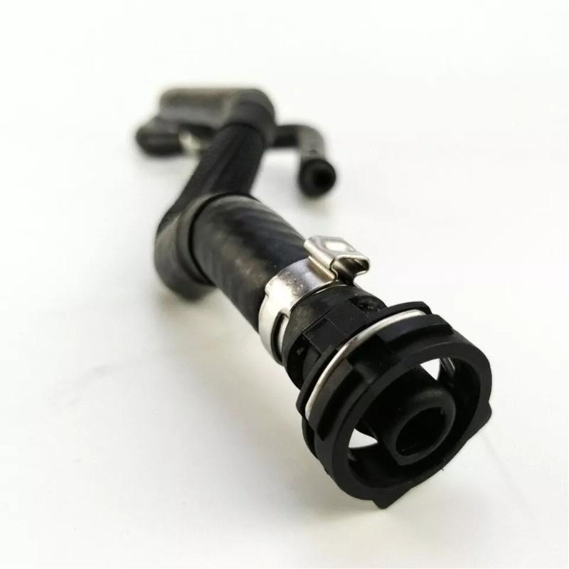 Replacement Deputy Kettle Water Pipe for W204 C204 C207 S204 Water Tank Radiator Hose 2045012825 2045013225 A2045012825