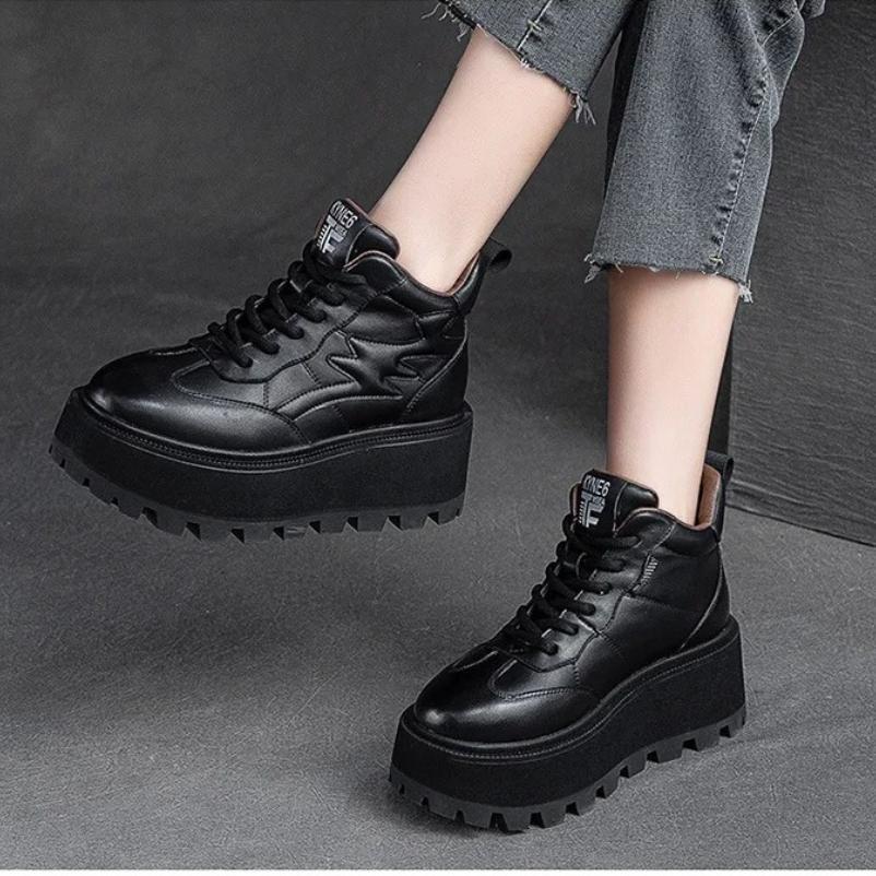 Lofers for Women 7cm Retro Genuine Leather Ankle Boots British Autumn Winter Plush Moccasins Rubber Soled Flats Shoes