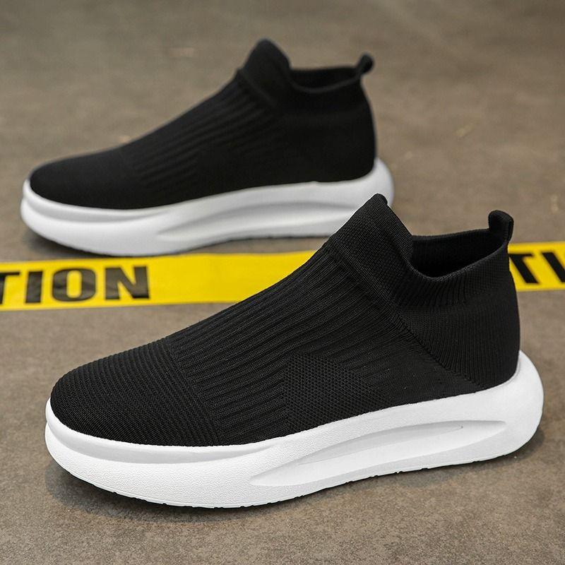 Men's Shoes Spring and Autumn 2025 New Mesh Breathable Thick-soled Sports Men's One-pedal Lightweight Soft-soled Black Socks Shoes