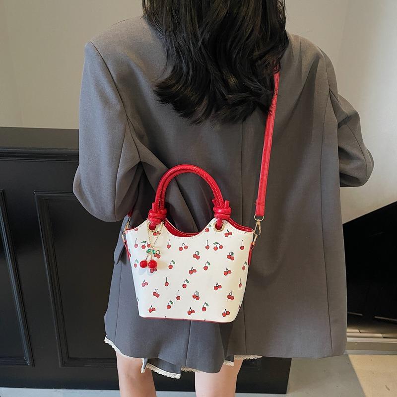 Women'S Crossbody Bag Handbag Cherry Print Fashionable Shoulder Bag, Perfect for Commuting, Travel