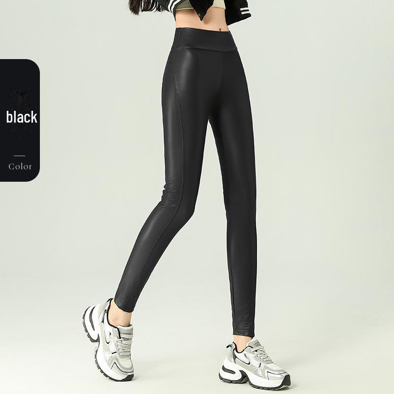 

Женские леггинсы из матовой искусственной кожи с высокой талией и бархатной подкладкой — длина девять точек, 2024 г. M чёрный