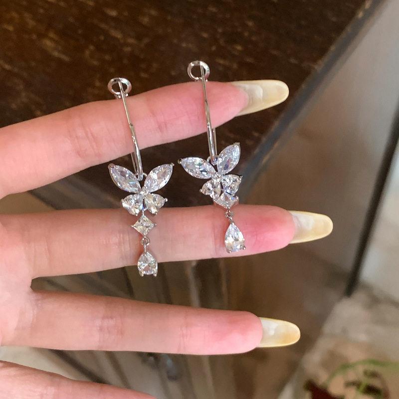 New Zircon Butterfly Water Drop Stud Earrings Light Luxury High Sense Fashion Simple Earrings Temperament Versatile Niche Earrings Women