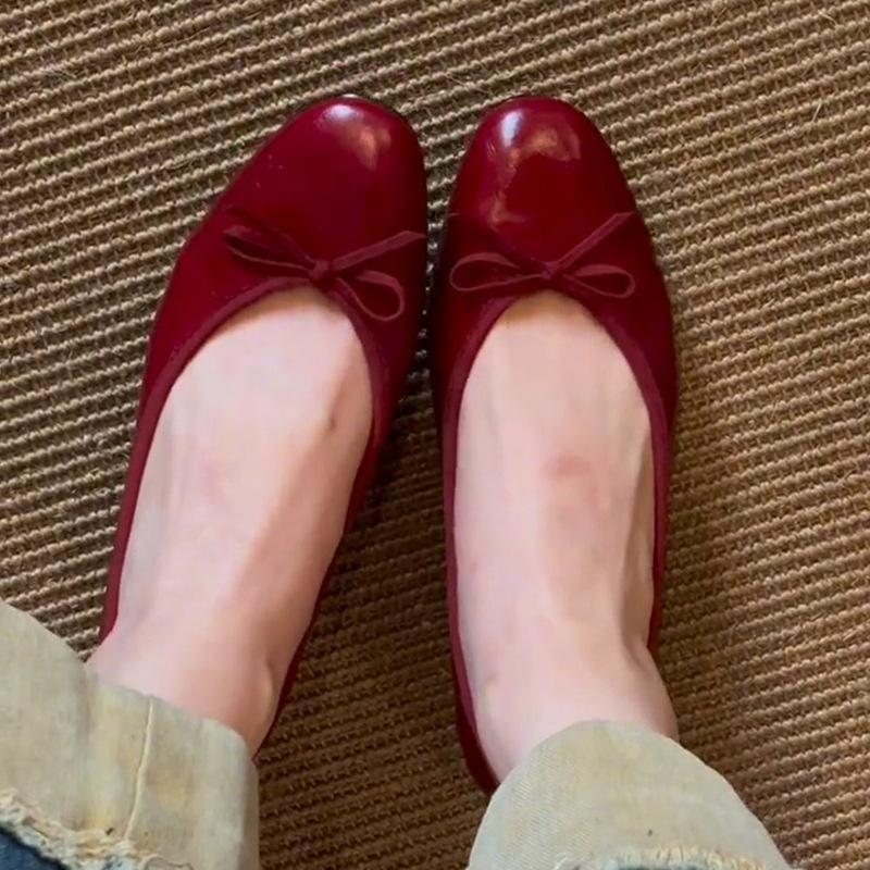 Huge Look! Super Soft Sheepskin Is Not Tired of Single Shoes, Retro Red Round Head Bow, Light Mouth Inner Height-increasing Ballet Shoes