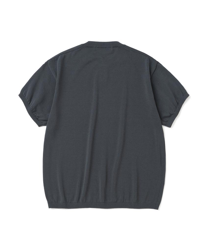 KNITTED Shellon Cooling Single Crop Henley Neck Knit Charcoal