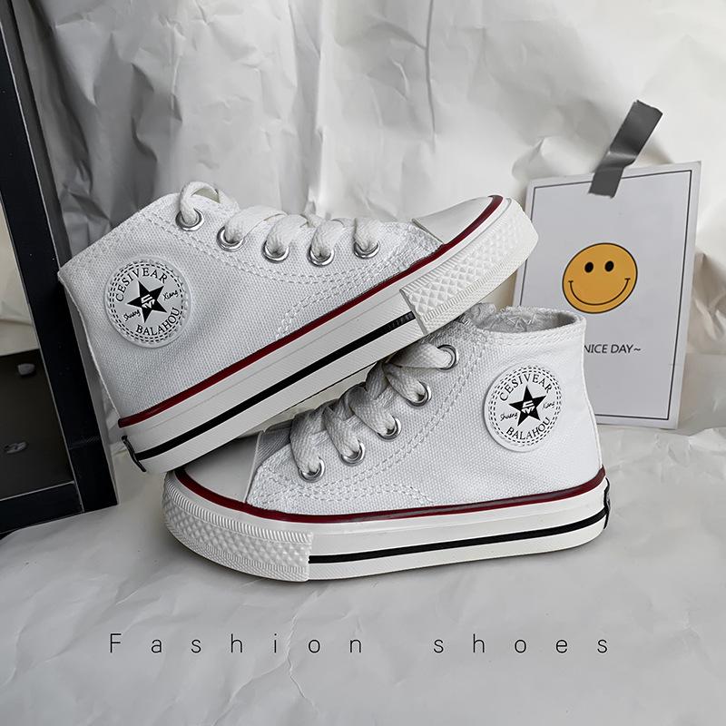 

Детские парусиновые туфли Осень 2025 : Высокие и низкие кеды для мальчиков и девочек, в корейском стиле, на мягкой подошве, модные кроссовки для детей (Размеры S, M, L). 21