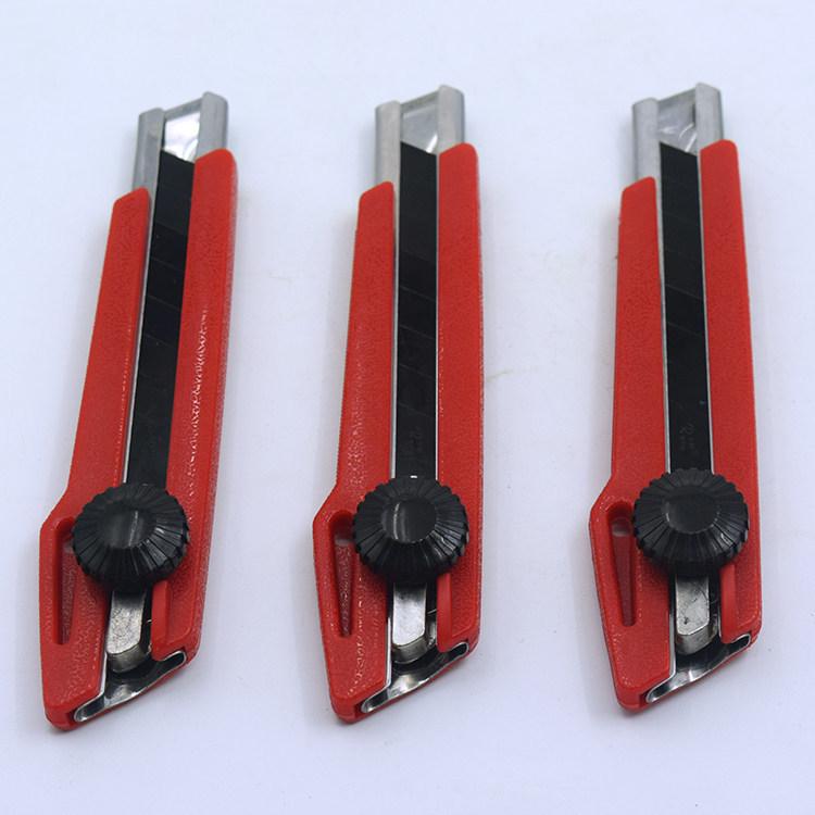 

Ri Gang 299 Utility Knife - 18mm Red Cutter with Screw Lock and Holder for Wallpaper and Paper. 299 (Screw Lock) красный