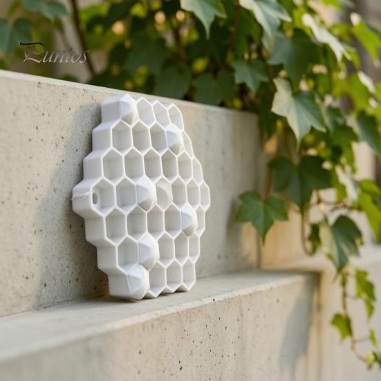 Realistic Wasp Nest Prop 3D Printed Red Hornet Decoy Nest, Weatherproof Physical Deterrent, for Porch Chemical-Free Hanging Fake Outdoor Eaves