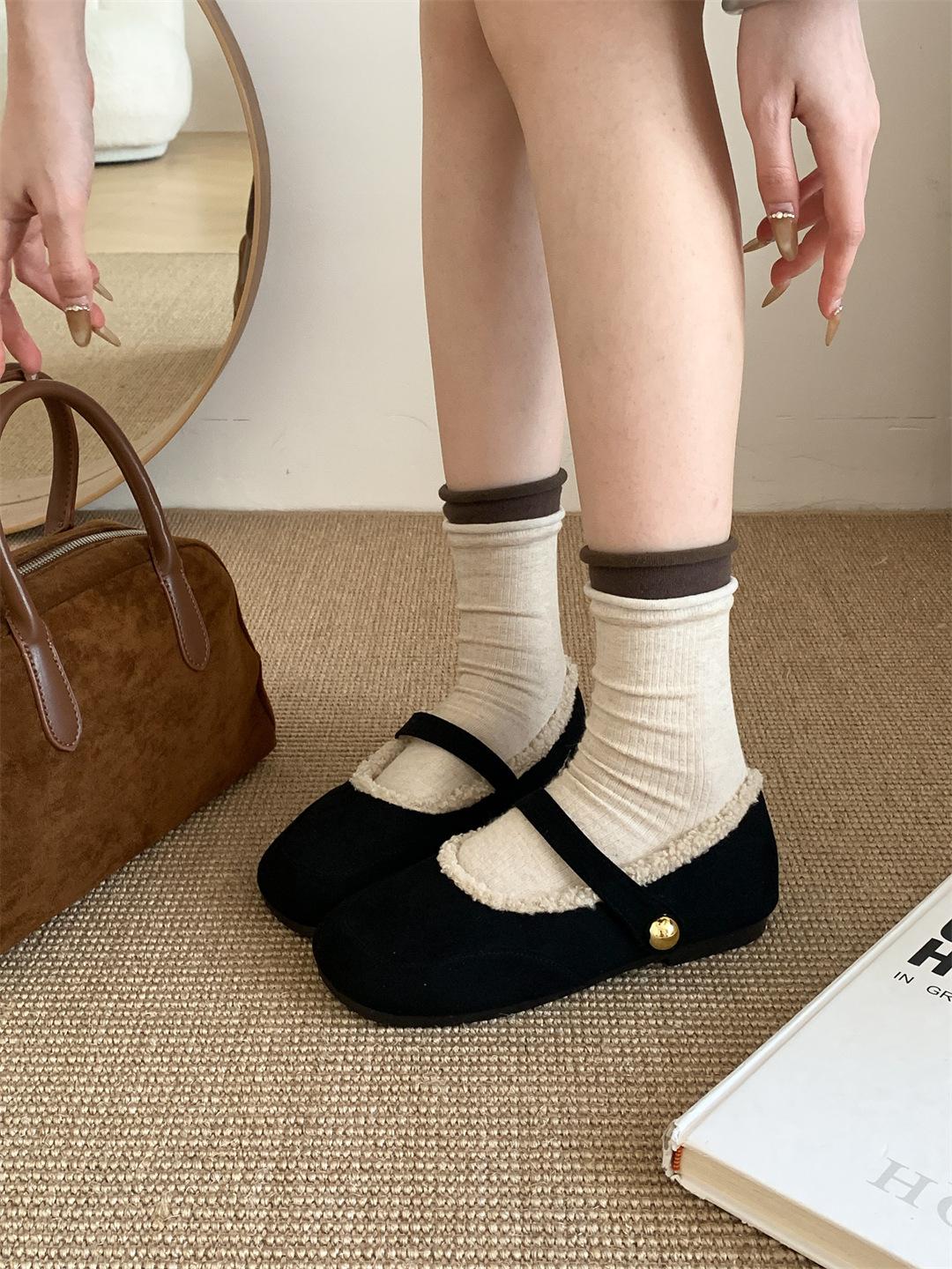 

Теплые бархатные туфли Mori в стиле ретро «Мэри Джейн» женские осенне-зимние туфли с коротким горлом и одним словом, пушистые туфли Doudou 40