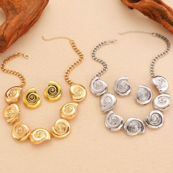 Necklace Earrings Set Exaggerated Snail Pendant And Earrings with Metallic Luster Bohemian Summer Party Jewelry for Beach Vacation And Party Wear