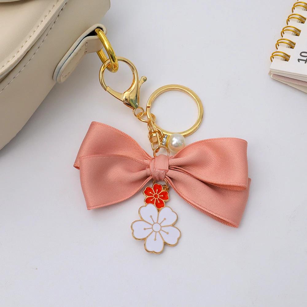 Милый брелок-бабочка сакуры — фото 9