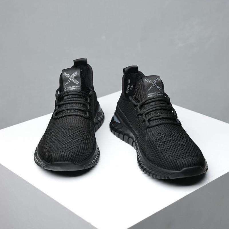 New Lightweight Men's Shoes Fly-woven Mesh Sneakers Men's Casual Fashion Versatile Dad Shoes