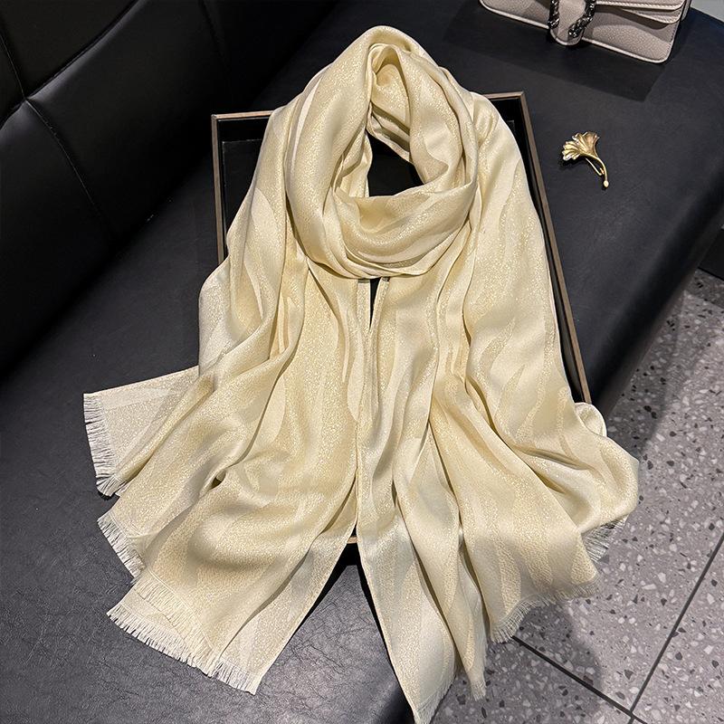 Moda Primavera ed Estate Sciarpa di Seta di Alta Gamma Stampa Sciarpa Antipolvere Sciarpa da Donna Sciarpa in Filato di Seta Dorata Cotone Tencel Sciarpa