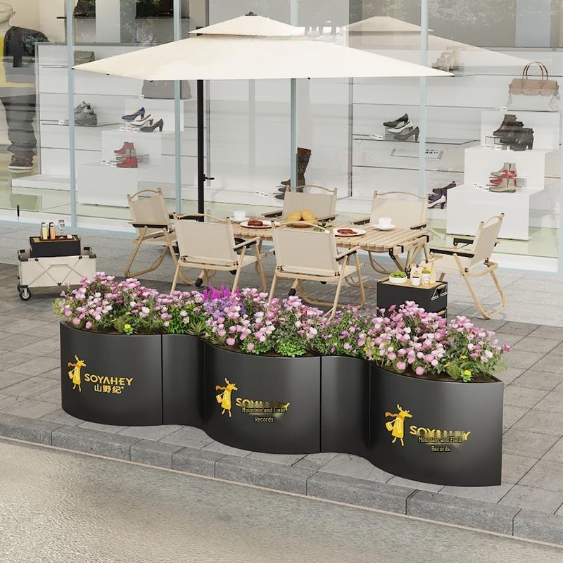 Outdoor Black Iron Art Quadrant Planter