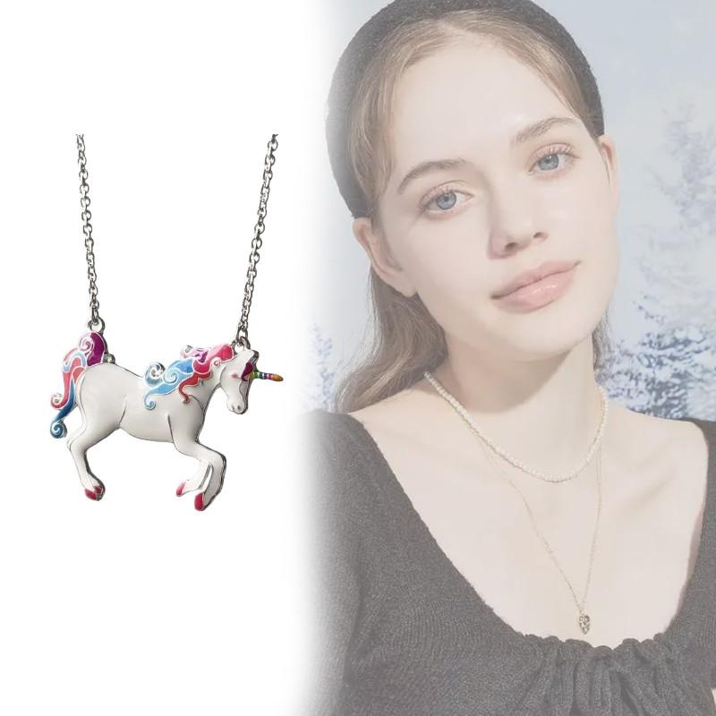 Animal Women Unicorn Themed Pendant Jewelry Oil Finish Fashion Decoration Gift