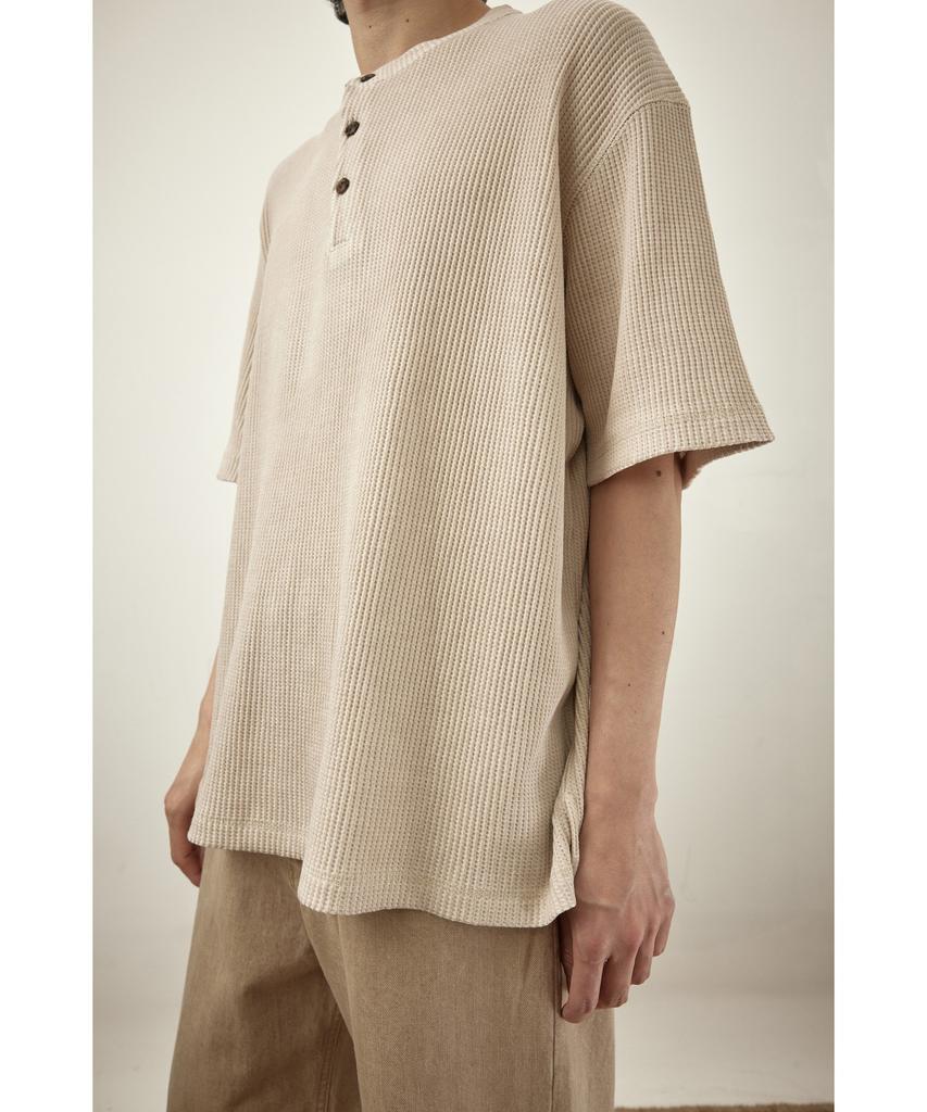YOUTH Waffle Henley Neck H/S T-Shirt - Light Beige