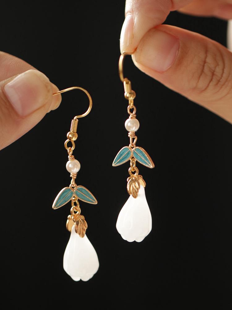 Lily of the Valley Hanfu Pendant Earrings - Ancient Style Cheongsam Accessories for Women
