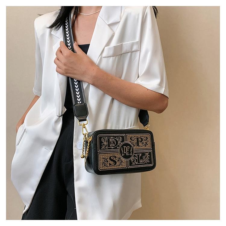 IELGY Ladies Retro Style Letter Wide Shoulder Strap Simple Shoulder Crossbody Bag