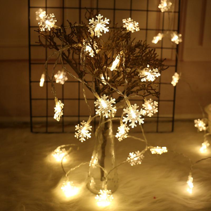 Solar-Powered LED Snowflake String Lights: Christmas Tree & Room Decorations